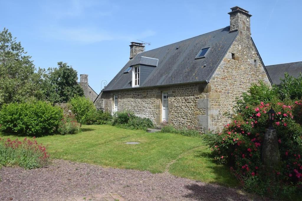 La Foret Auvray - Maison De Campagne Putanges Exterior foto